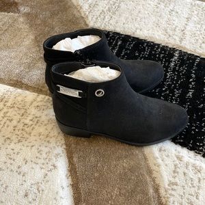 Nautica small wedge boots